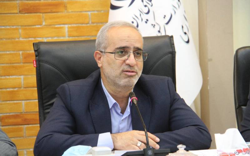 نامزدهای انتخابات برای دستگاه‌های اداری حاشیه‌ نسازند